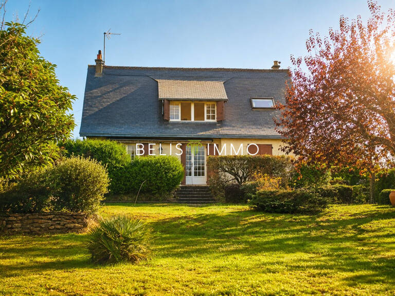 Maison familiale avec sous-sol complet et terrain de 1 500 m² ? — photo 1