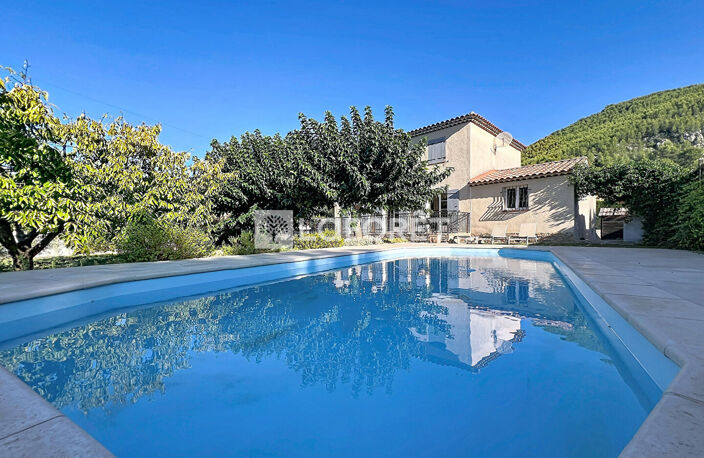 MAGNIFIQUE MAISON FAMILIALE - CUGES-LES-PINS — photo 2