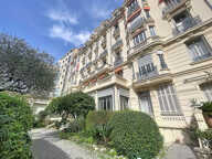 LOFT de 67 m² - Quartier FLEURS — photo 2