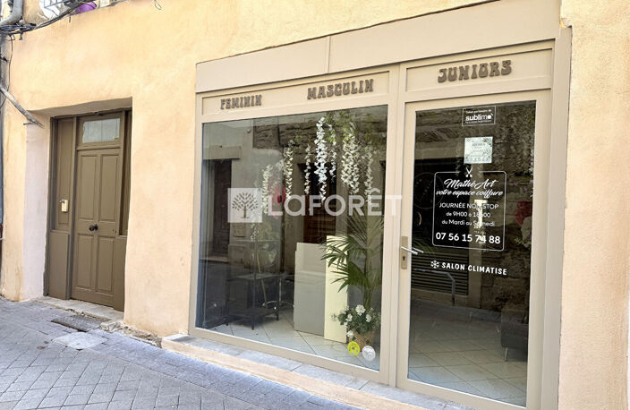 Local commercial de coiffure - L'Isle-sur-la-Sorgue 2 pièce(s) 32.18 m2 — photo 2