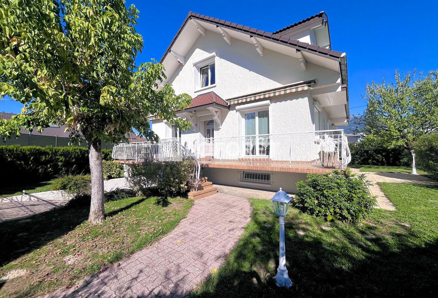 Maison 6 pièces - BISSY — photo 1
