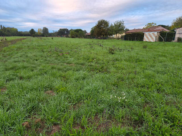 Terrain à bâtir à Gours (33660) — photo du bien