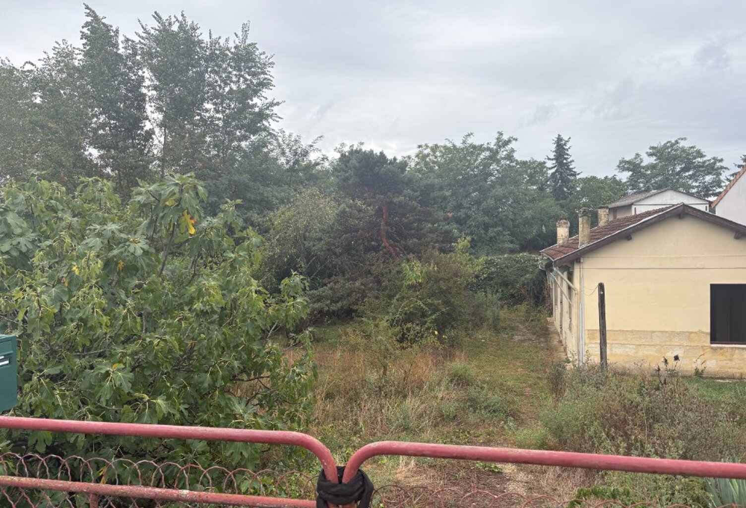 Terrain à bâtir à Bègles (33130) — photo 1