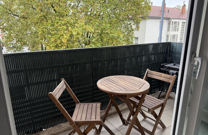 Moulin à Vent T2 ou T3 récent avec terrasse — photo 3