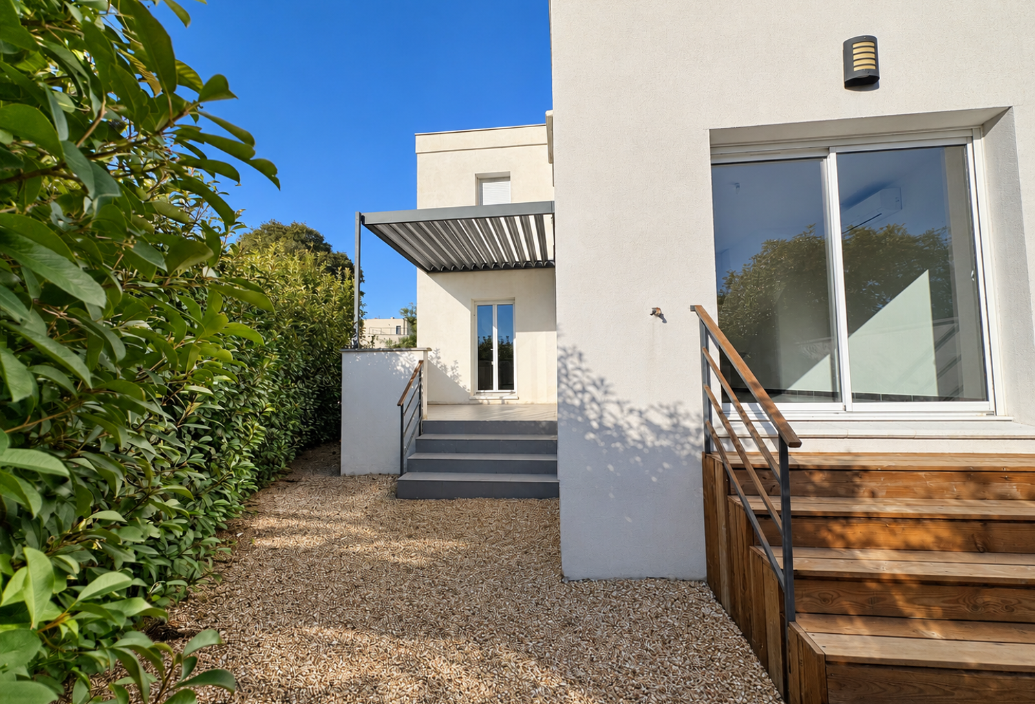 MAISON - 78,42M2 - 5 PIECES — photo 1