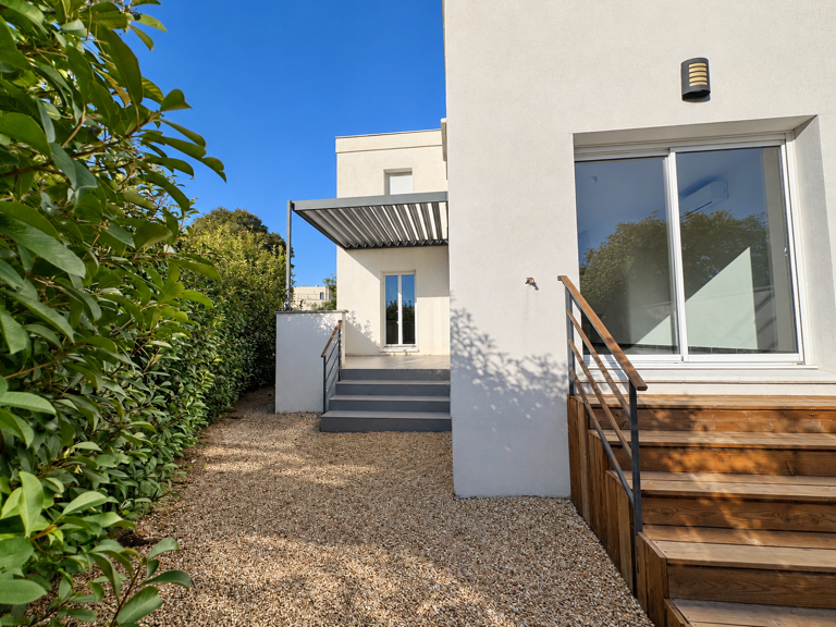 MAISON - 78,42M2 - 5 PIECES — photo 1