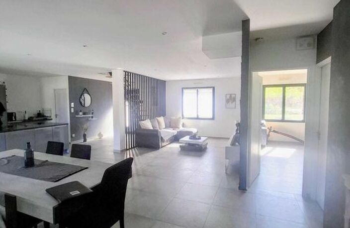 Très belle maison familiale de 144 m2 avec piscine à — photo 3