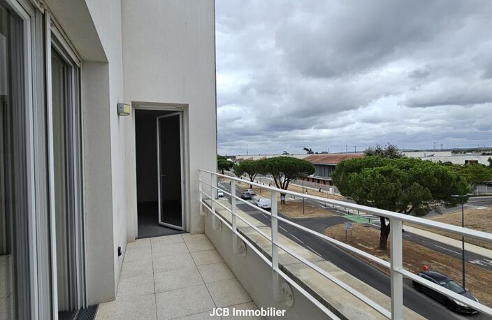 CUGNAUX - T2 récent avec terrasse et parkings — photo 3