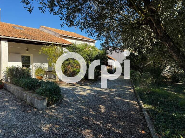 Maison À Vendre — photo 1