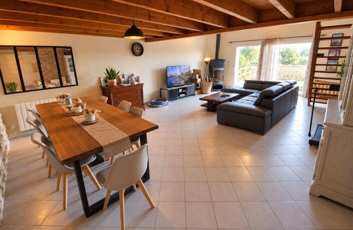 AILLAS (33124) – SUPERBE MAISON DE CAMPAGNE DE 130 M² SUR UN TERRAIN DE 9 600 M² — photo 3