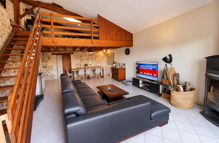 AILLAS (33124) – SUPERBE MAISON DE CAMPAGNE DE 130 M² SUR UN TERRAIN DE 9 600 M² — photo 5