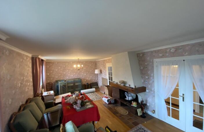 Au cœur de Domois, Maison de caractère et terrain clos et arboré — photo 5