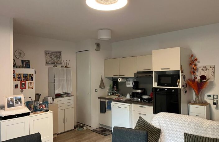 Vente appartement résidence sénioriales 2 pièces avec jardin et véranda BRUGES (33) — photo 5