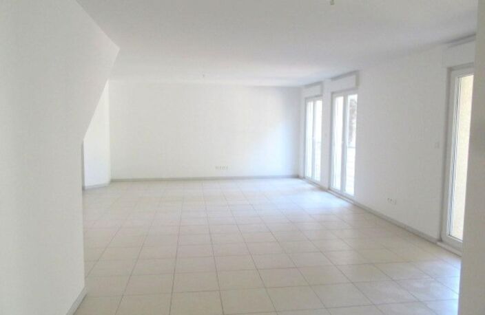Très bel appartement à vendre 4 pièces SAINT AVOLD (57) — photo 3