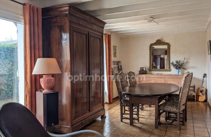 Maison de 165m2 rénovée sur terrain arboré de 1 300 m², avec piscine sans vis à vis.(Vente à moyen / long terme) — photo 2