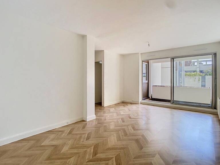 PORTE DOREE - BOIS DE VINCENNES - T4 de près de 75 M² (2 CHAMBRES) + LOGGIA + CAVE + PARKING — photo 1