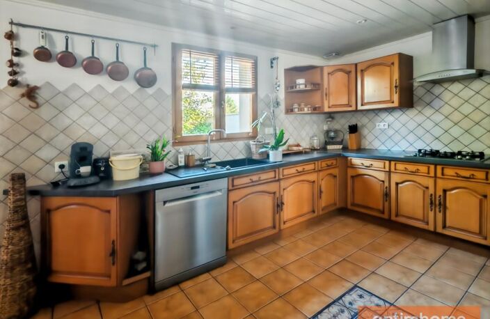 MAISON 6 PIÈCES – 100 m² – TERRAIN DE 1 397 m² – GARAGE – TERRASSE – PISCINE - PONT SAINTE MAXENCE (60) — photo 4