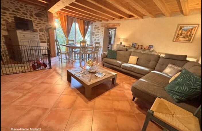 Maison creusoise de caractère – Charme, confort et multiples possibilités à 10 minutes d’Aubusson à BLESSAC (23) — photo 3
