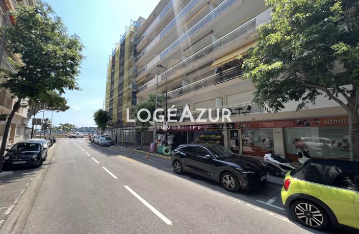 VENTE APPARTEMENT ANTIBES 2 CHAMBRES - 2 PARKING - 2 TERRASSES — photo 4