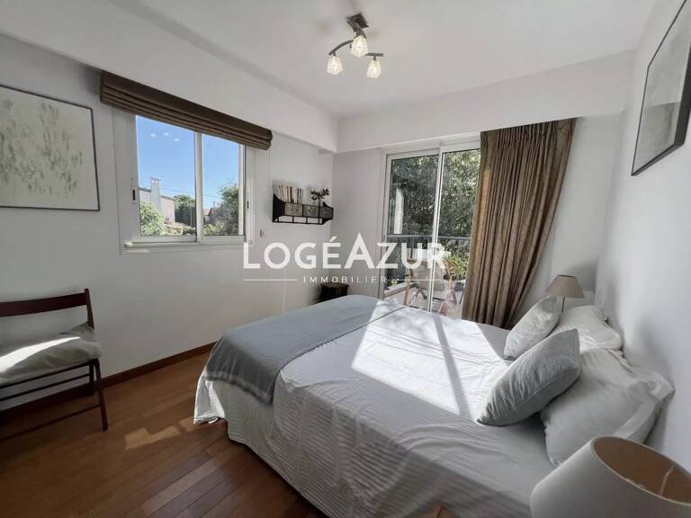 VENTE APPARTEMENT JUAN LES PINS - 2 CHAMBRES - PARKING - GARAGE — photo 1