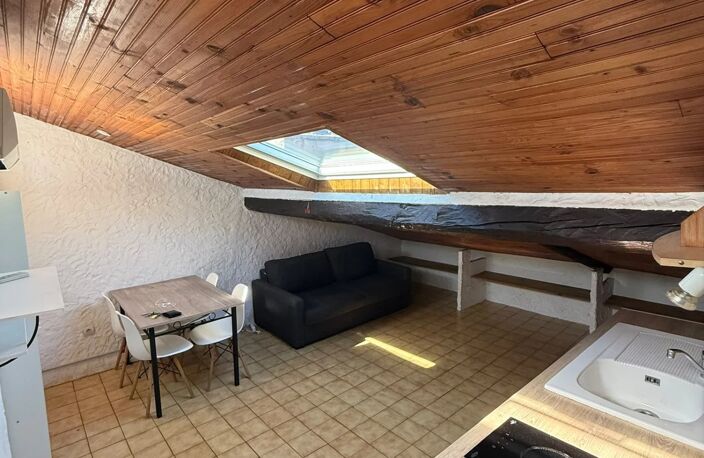 Charmant studio mansardé – Vieux-Nice — photo 3