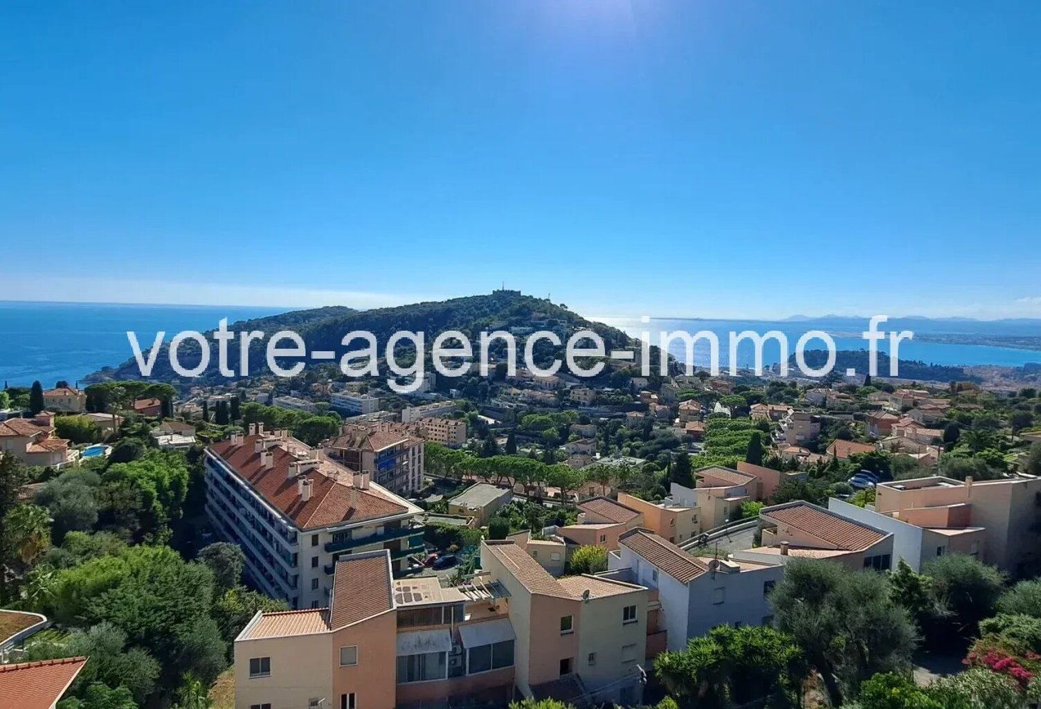 VILLEFRANCHE SUR MER - la Corne d'Or - Exclusivité — photo 1