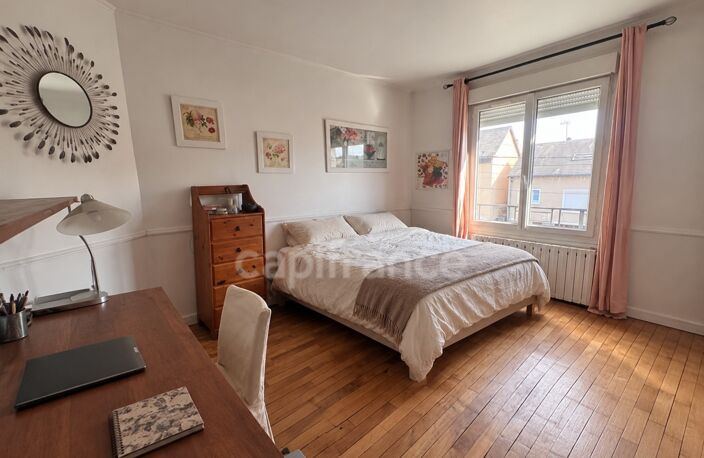 MAISON DE STYLE ART DÉCO INDÉPENDANTE AVEC GARAGE ET JARDIN ! — photo 5