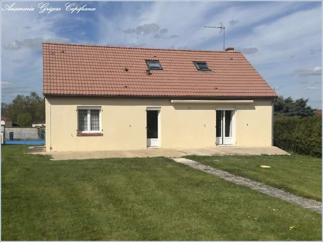 CHUISNES ( 28190) - Maison familiale 102m²,  3 chambres (possibilité d'une quatrième) terrain 1141 m², sous-sol total — photo du bien