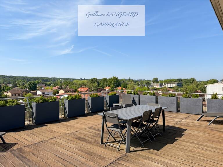 BOURG-EN-BRESSE  (01000) – Appartement de standing de 153 m2, une vie sur les toits avec terrasse de 64 m2 — photo 1