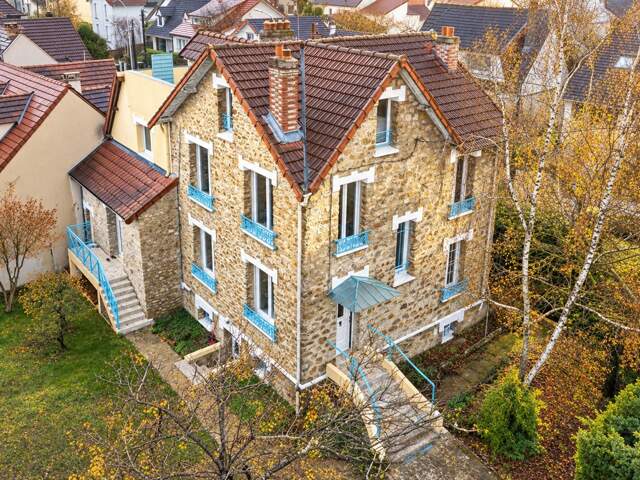 Maison bourgeoise en pierre de meulière 9 pièces - 6 chambres - Appartement indépendant - Savigny sur Orge (91) — photo du bien