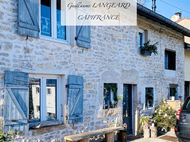 Oyonnax (01100) - Belle maison de village en pierres avec vue panoramique - 2 chambres — photo 1