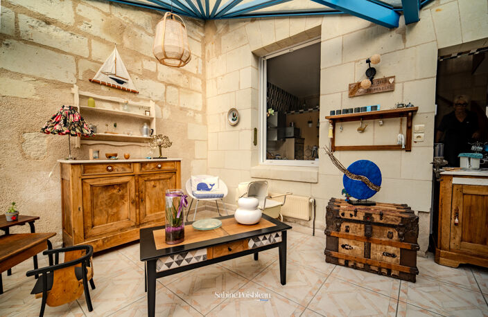 Maison de ville de caractère à vendre 5 pièces SAUMUR (49) - Pierre de tuffeaux- 160m²- 3 chambres - Centre ville au calme — photo 2