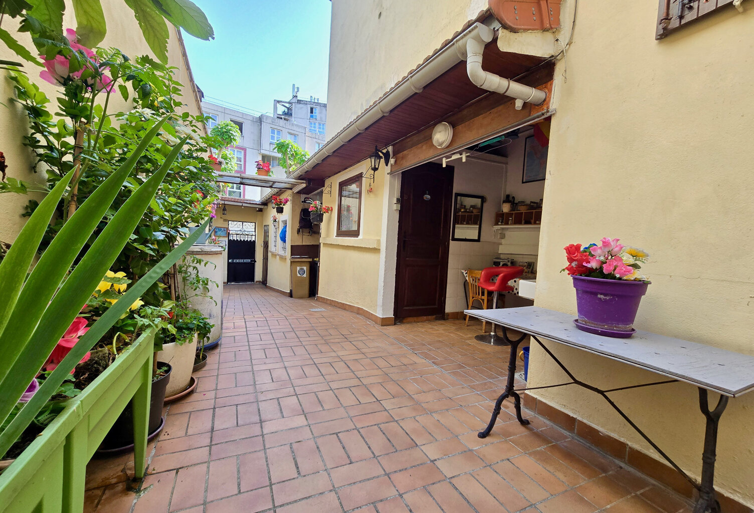 Maison à vendre 5 pièces MONTREUIL (93) — photo 1