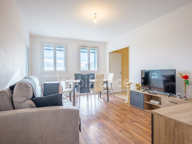 A vendre - Appartement T3 lumineux avec balcon, parking et vue dégagée — photo du bien