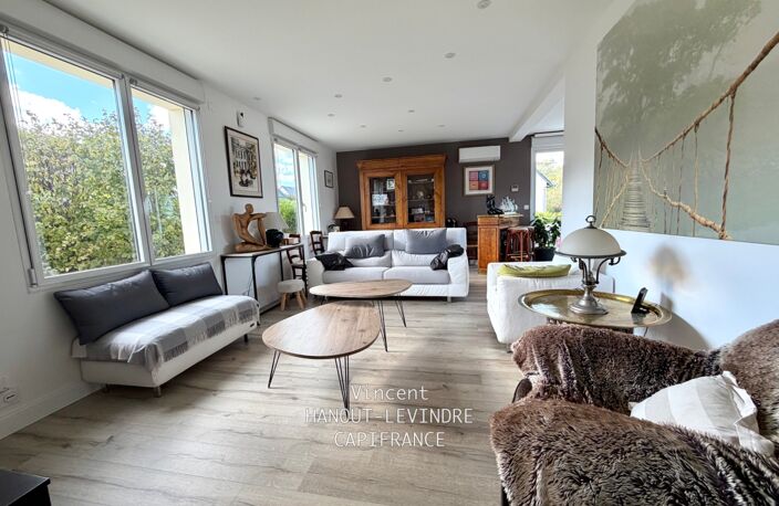 Maison à vendre 8 pièces BOUCHEMAINE (49) — photo 2
