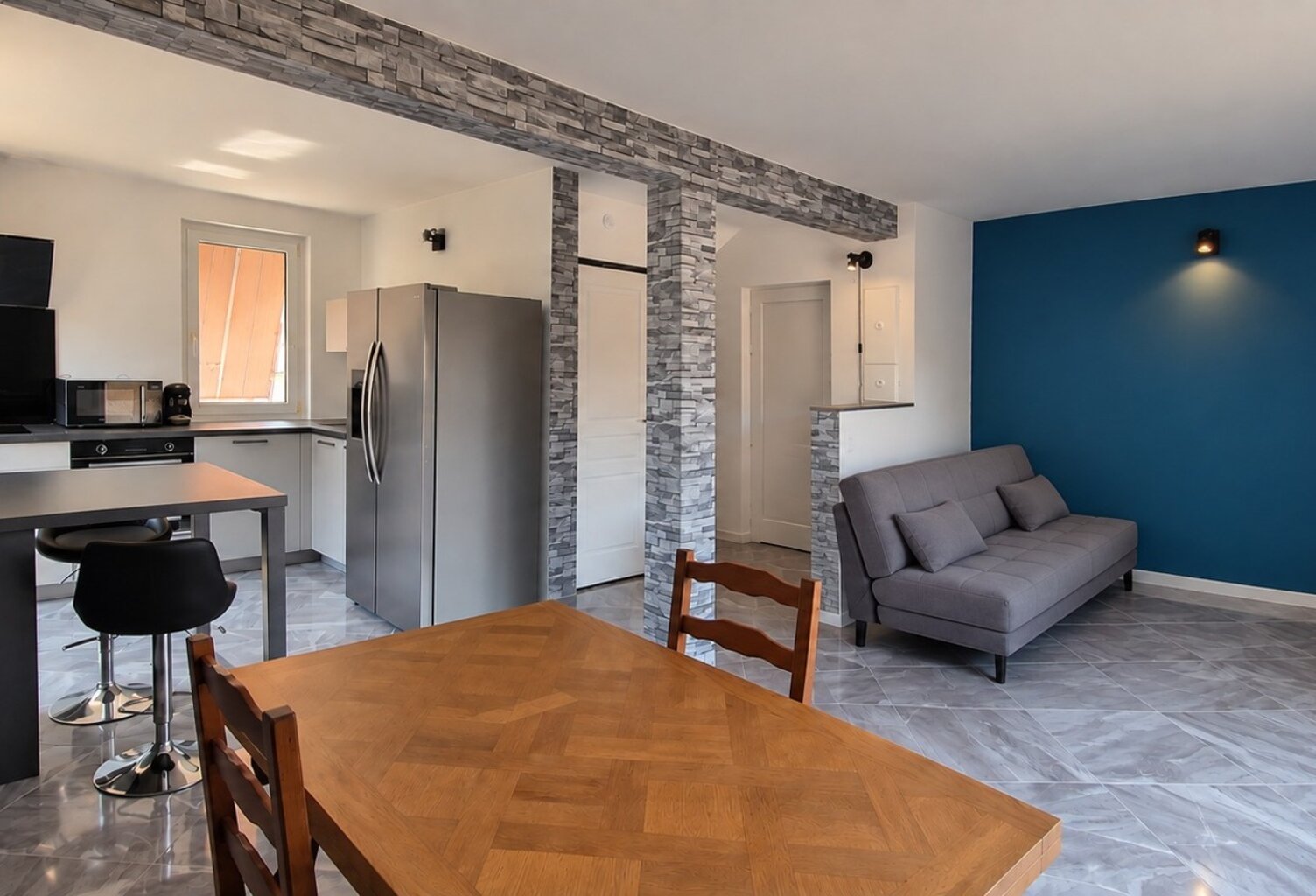 Appartement rénové à vendre 4 pièces BON ENCONTRE (47), proche à pied de toutes les commodités — photo 1