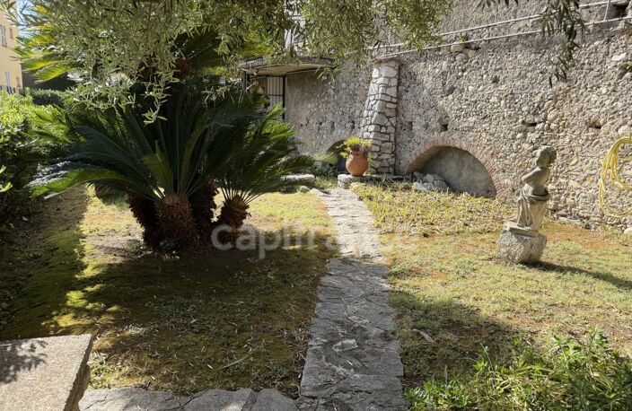 CAGNES SUR MER (06), maison 7 pièces avec patio, terrasses, jardin en centre ville — photo 2