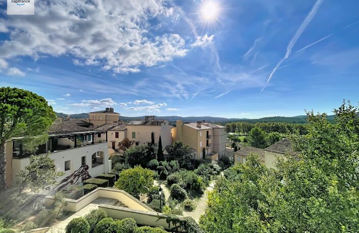Domaine de Pont royal, spacieux et lumineux appartement de 41 m2,belle vue, localisé en angle, une chambre,  grande loggia terrasse, place de parking  sous la résidence — photo 2