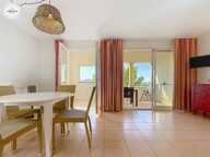 Domaine de Pont royal, spacieux et lumineux appartement de 41 m2,belle vue, localisé en angle, une chambre,  grande loggia terrasse, place de parking  sous la résidence — photo 4