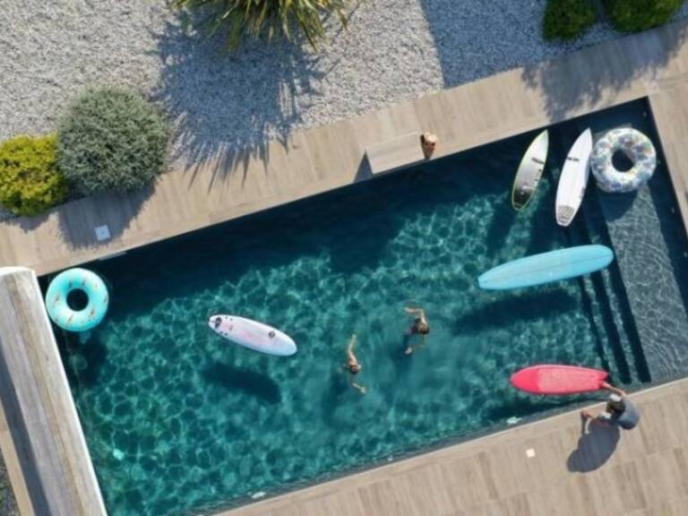 Charente-Maritime (17), A Vendre Murs et Fonds Hôtel-Bureau Piscine Spa de charme 23 N° Proche Océan ILE D'OLERON — photo 1