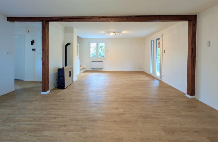 Maison à vendre 6 pièces BRINCKHEIM (68), maison de 105m2 avec 4 chambres, jardin, terrasse, cour intérieur, garage double — photo 5