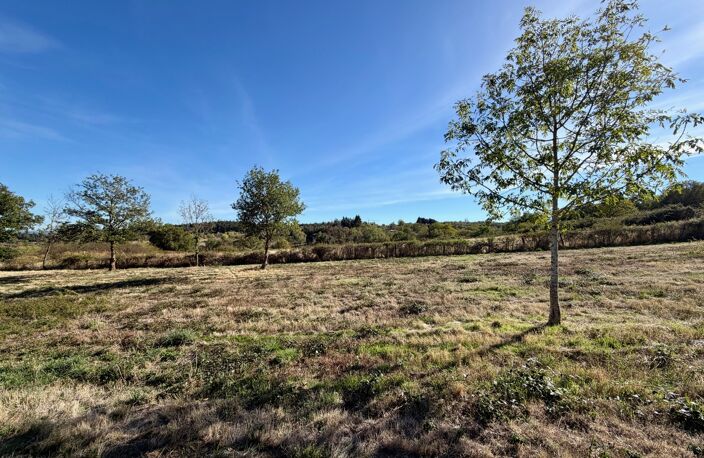 Domérat - Terrain à bâtir de 2020m² avec vue dégagée — photo 3