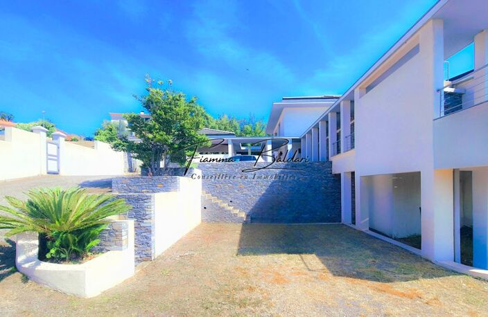 À vendre Propriété - Villa d'architecte 225m², Terrain 4 116m², Vue mer, Folelli, Penta di Casinca, Haute-Corse (20) — photo 5
