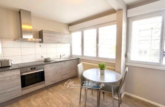 THIONVILLE – BEL APPARTEMENT F3 RÉNOVÉ DE 70m² AVEC DEUX CHAMBRES, BALCON ET CAVE – QUARTIER BRIQUERIE — photo 4
