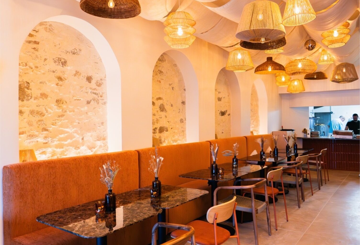 Dpt Vendée (85), à vendre LES SABLES D'OLONNE Restaurant — photo 1