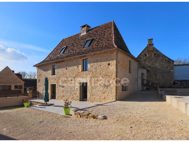 Maison à Saint-Martial-de-Nabirat