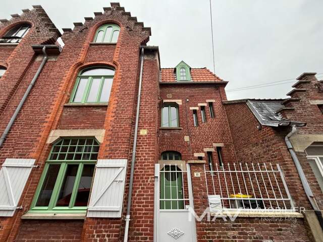 SAINT-OMER - MAISON ENTIEREMENT RENOVEE DE 130M² - 4 CHAMBRES ET UNE COUR — photo du bien