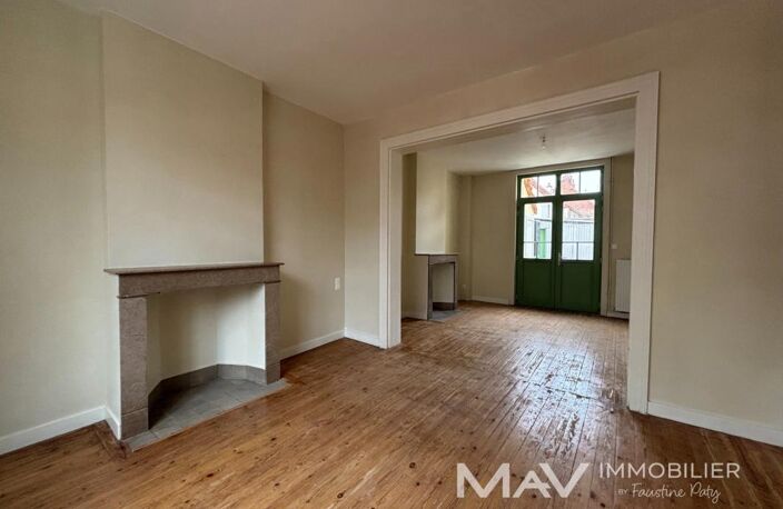 SAINT-OMER - MAISON ENTIEREMENT RENOVEE DE 130M² - 4 CHAMBRES ET UNE COUR — photo 3