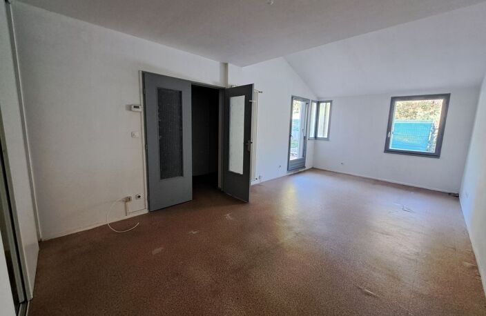 Maison T5 de 103,47 m² à Grigny-sur-Rhône, au prix de vente de 200 000 € — photo 2