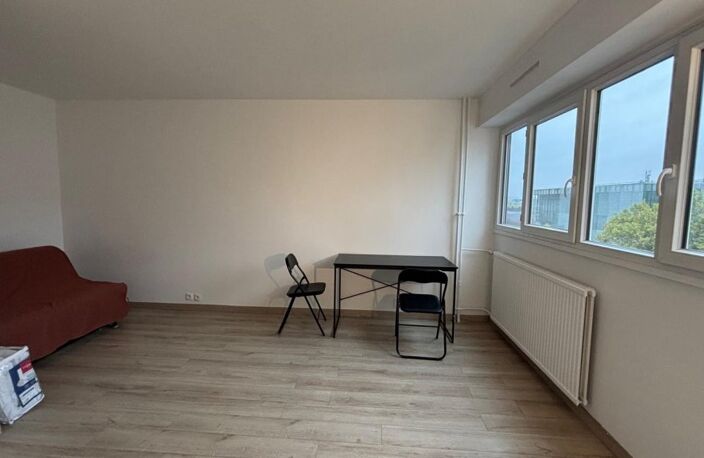 STUDIO - HOCHE — photo 2